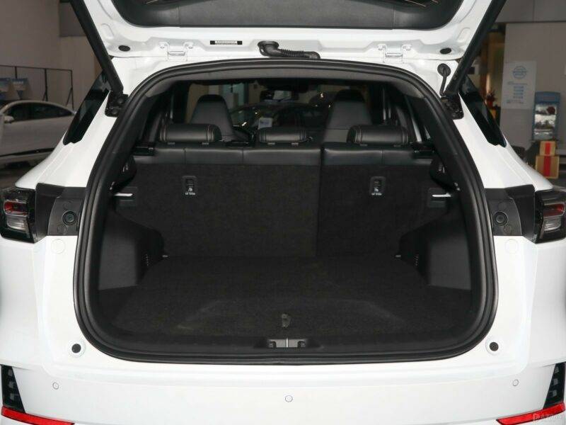 ​2025 Changan Q05 EV: Best Budget Electric SUV | 250-Mile Range, 10.25" Touchscreen & Fast Charging - Image 10