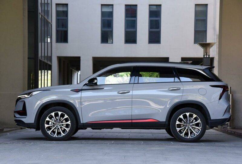 ​2025 Changan Q05 EV: Best Budget Electric SUV | 250-Mile Range, 10.25" Touchscreen & Fast Charging - Image 3
