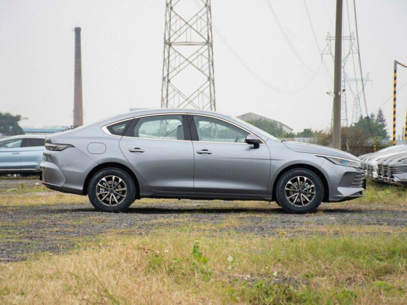 Destroyer 05 PHEV 2025 BYD: Fuel-Efficient Hybrid | 1,200km Total Range, Luxury Interior - Imagem 6