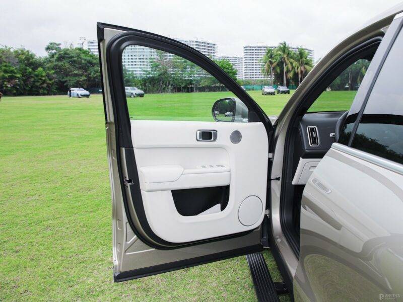 Discover the leading ideal l9: A Premium Electric SUV for Modern Drivers - Image 2